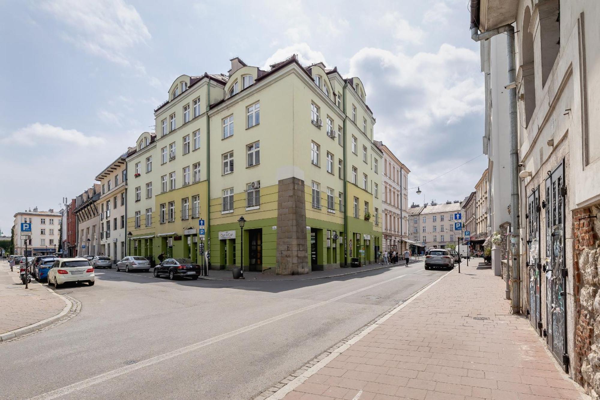 Warszauera Z Klimatyzacja Na Krakowskim Kazimierzu By Renters