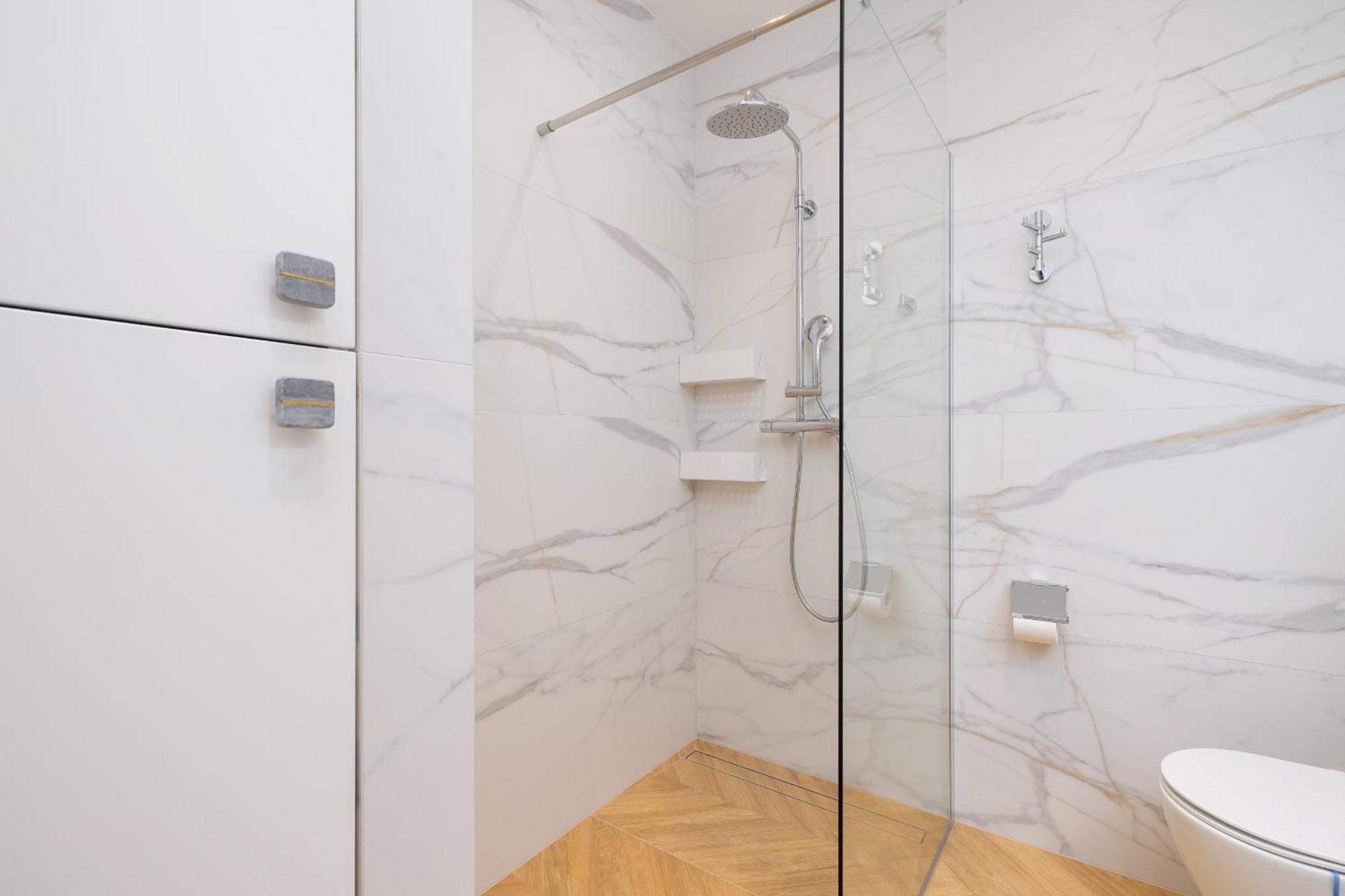 Apartament Warszauera Z Klimatyzacja Na Krakowskim Kazimierzu By Renters