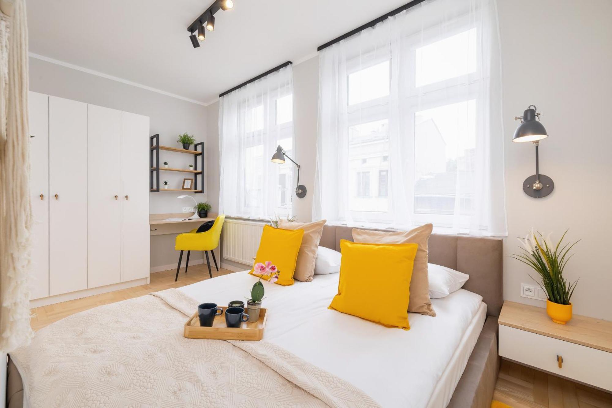 Apartament Warszauera Z Klimatyzacja Na Krakowskim Kazimierzu By Renters *