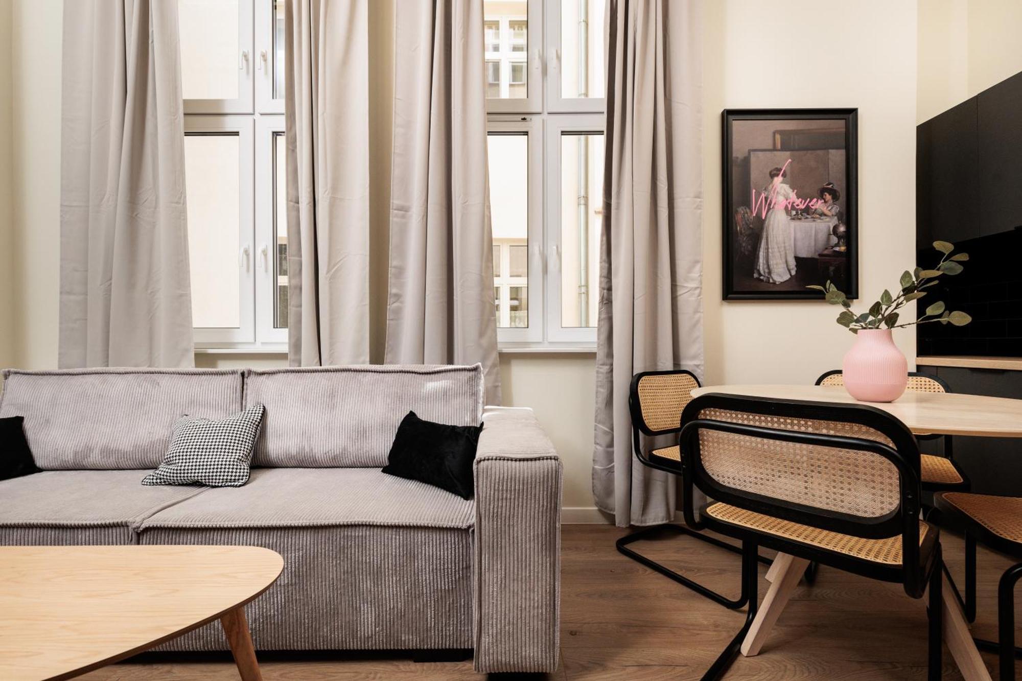Krowoderska 55 - By Upstairs Appartement *