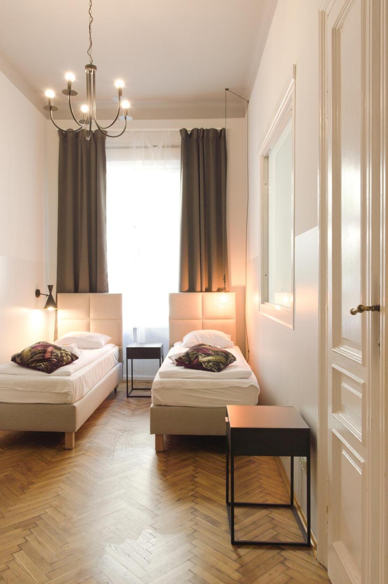 Wroblewskiego Street Apartment