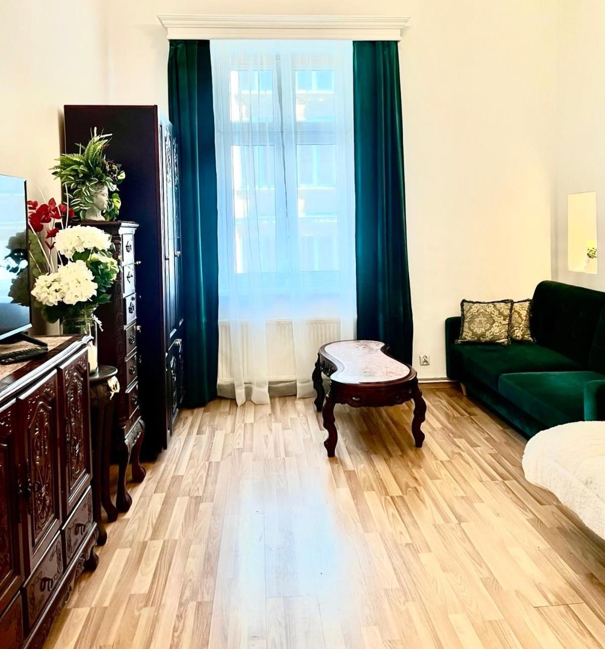 Jubilat Apartment *