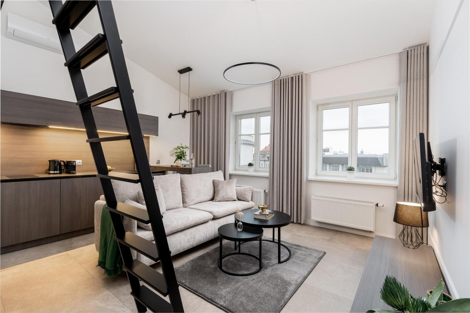 Apartment Wielopole Floor
