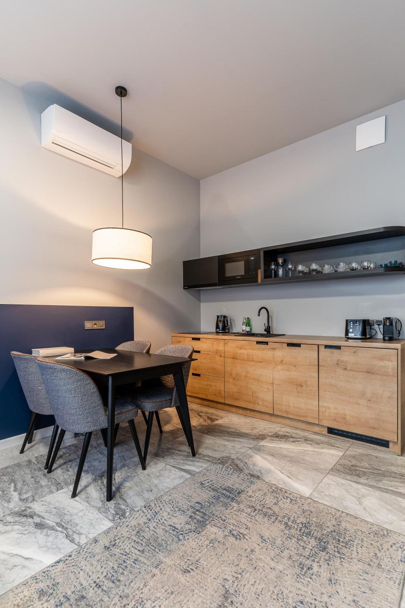 H11 Hotel apartamentowy