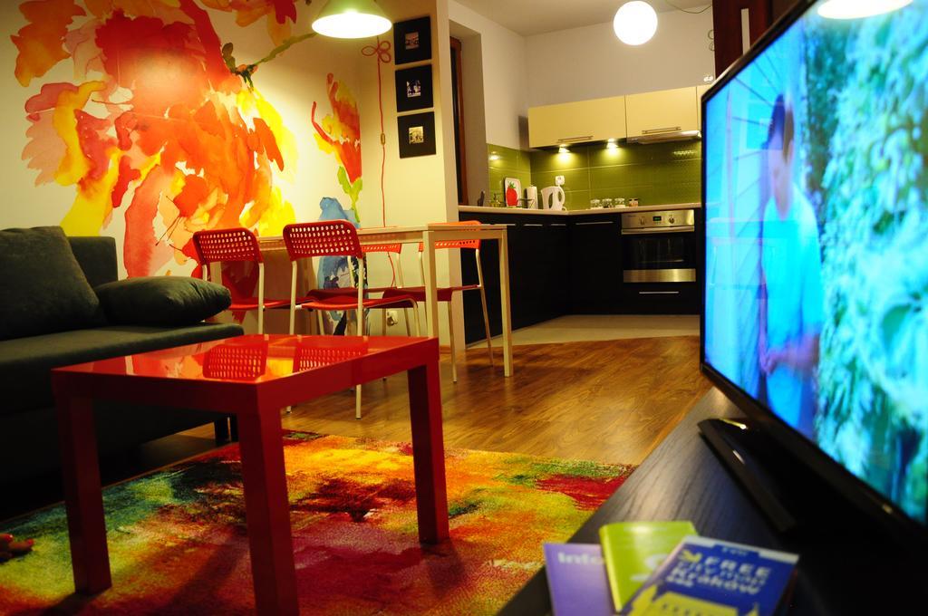 Apartament Color *
