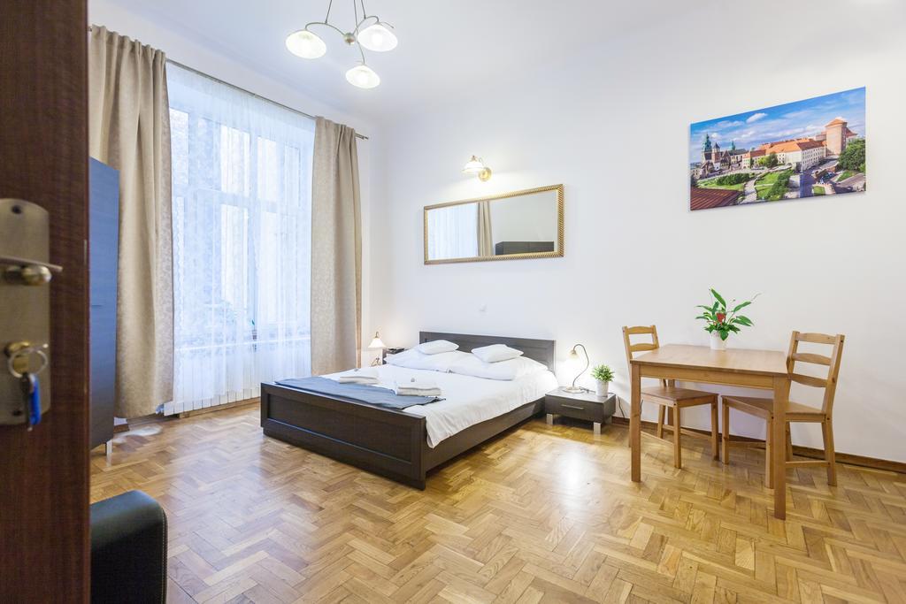 Aparthotel K22 Bonerowska 8 Aparthotel 3*