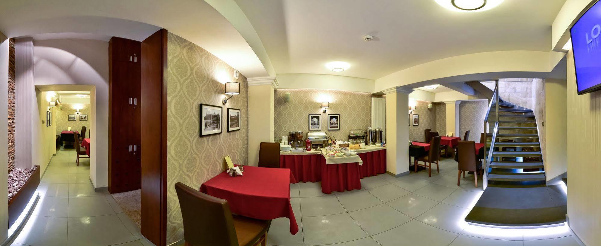 Hotel Miodowa 3*