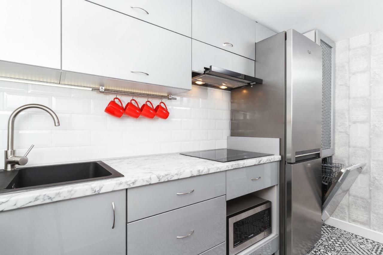 Lubomirskiego By Renters Apartment *