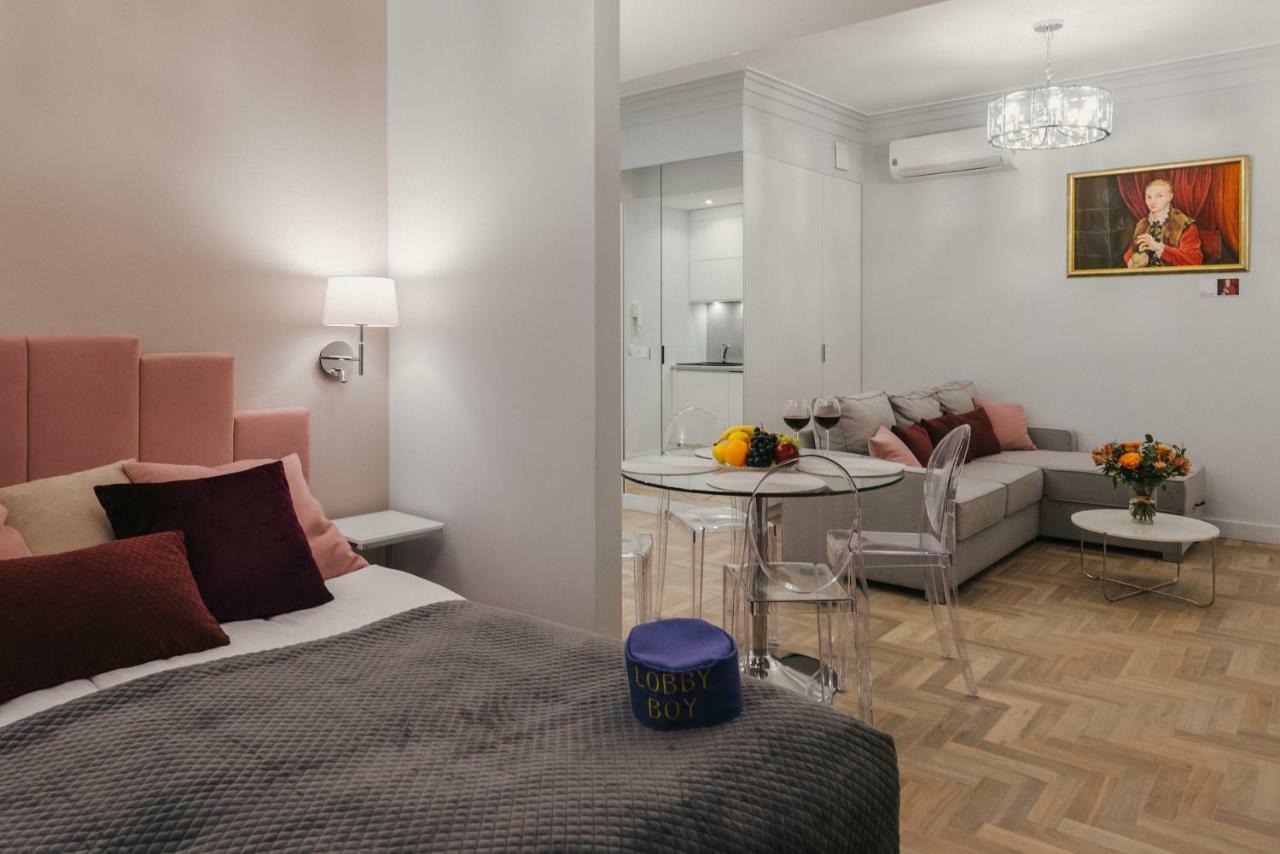Movart Boutique 3*