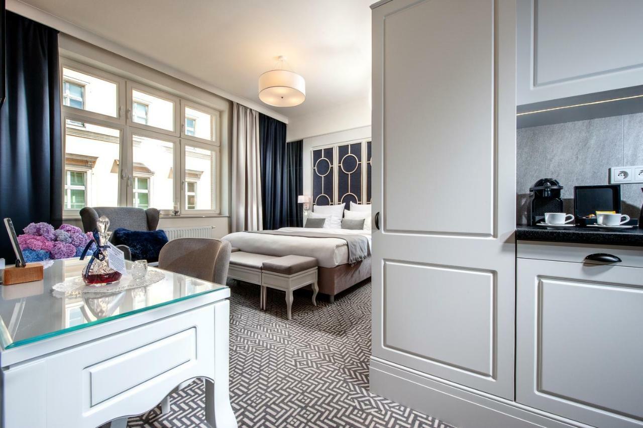 Amber Design Aparthotel