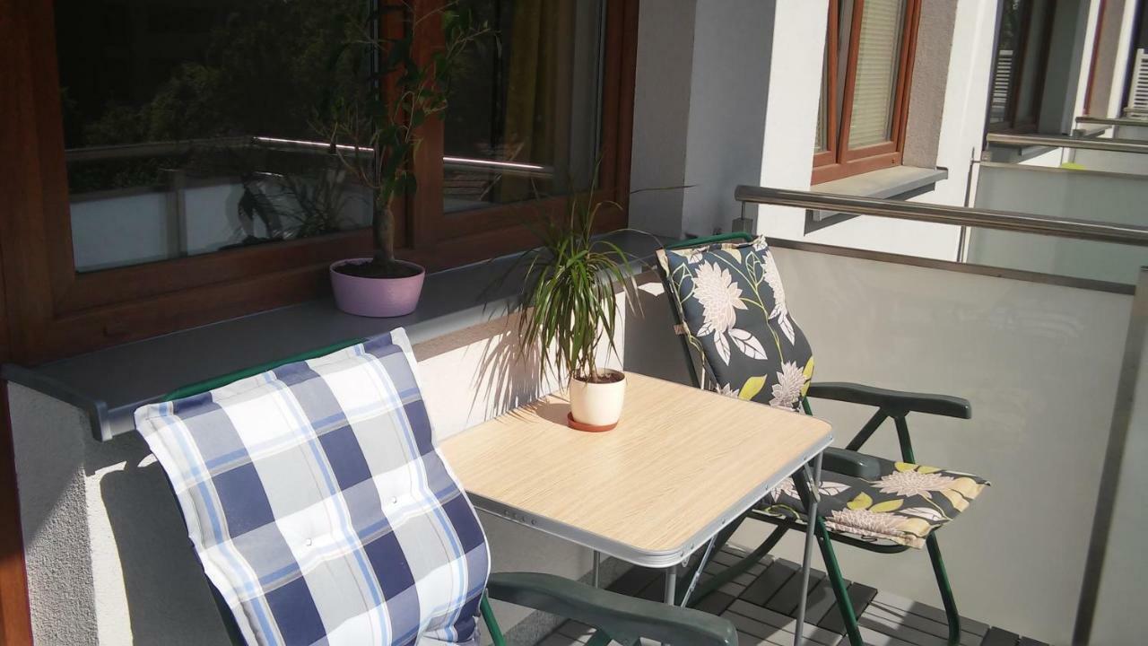 West Side Apartment *