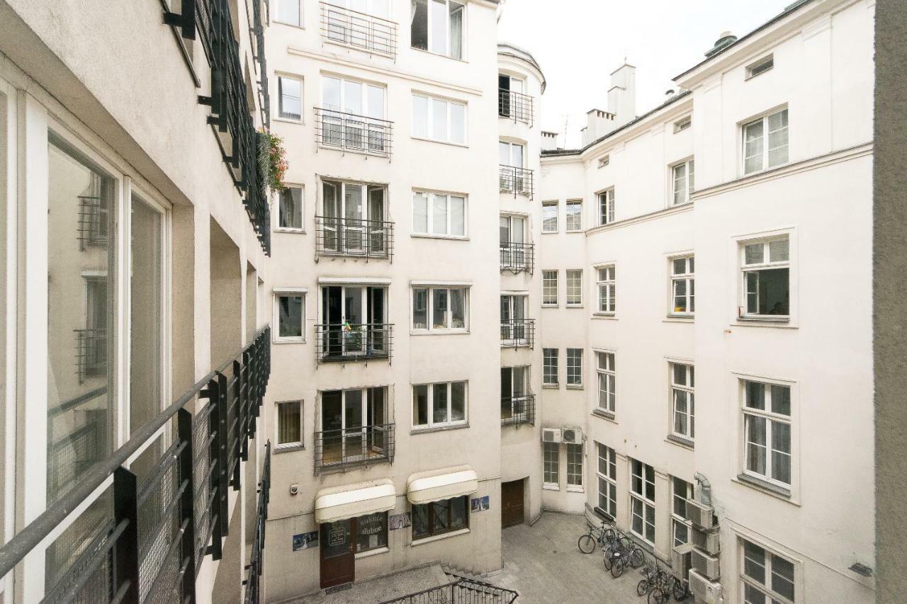 Spacious In Old Town P4you Pl Apartment Krakau