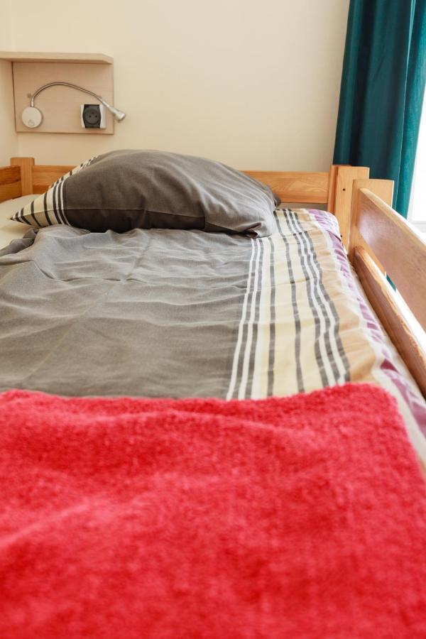 Heynow Rooms, And In Center Hostel
