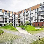 Apartament With Garden Bezplatny Parking !!!