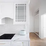 Apartament Golden Place