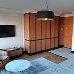 KR47 Kossak Residence