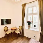 Kochanowskiego Apartment - Topolove Rooms&Apartments