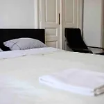 Soltyka 5 Rooms Apartment
