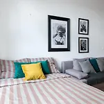 Uroczy Apartament Obok Opery I Dworca Glownego Z Netflix