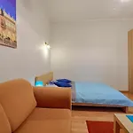 Libro Rooms