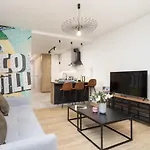 Kraków Rynek Podgórski Studio by Renters