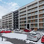 Tauron Arena Premium Apartment With Underground & Outdoor Parking By Renters Prestige