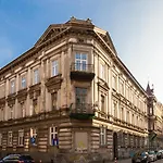 Lilly Apartment Main Train Station Old Town By The Heritage House Main Square Cracow