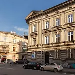 Lilly Apartment Main Train Station Old Town By The Heritage House Main Square Cracow