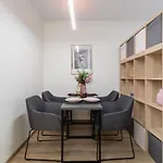 Deluxe Studio Cracow Arianska By Noclegi Renters