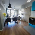 Lovely 3-Room Apartment In Charming Kazimierz