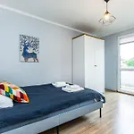 Serene Apartment In The City Center - By Upstairs