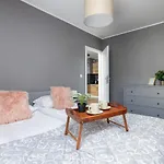 Comfy Apartment Pachonskiego With Parking In Krakow By Noclegi Renters