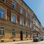 Apartment Strzelecka Old Town Cracow By Renters Prestige