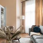 Moonlight II Apartment - Loftaffair