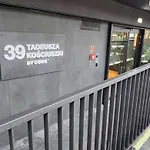 Vistula Loft Apartment , Spa , Sauna & Swimming Pool, Free Parking!