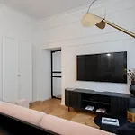 Premium Apartment In Parisian Style In The Heart Of Old Krakow