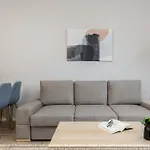 Browar Lubicz Apartment | Balcony | Elevator | Free Garage