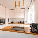 Apartament Chmielna Gold