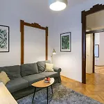 Heart And Soul, Gorgeous Two-Bedroom In The Center!