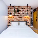 Premium Vintage Apartament Air Condition