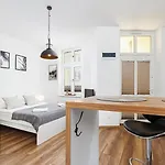 Charming Studio - 54 Starowislna Street