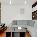 Gamers\' Paradise - Modern Apartment With Parking In Cracow By Noclegi Renters