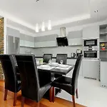 Gamers\' Paradise - Modern Apartment With Parking In Cracow By Noclegi Renters
