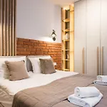 Horizon Apartments Na Dolach - Luxury Apartments Near The Vistula River