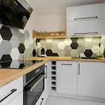 Old Town Premium Queen\'S Apartments
