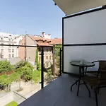 Old Town Premium Queen\'S Apartments