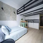 City Center, Modern, Quiet Place By Homeclick