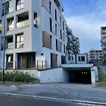Quantum Premium Apartment & Free Parking!