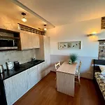 Modern & Cozy Apartment In The Centre Of Krakow Close To The Station