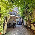 Pini Hostel - Przytulne Pokoje W Centrum Krakowa